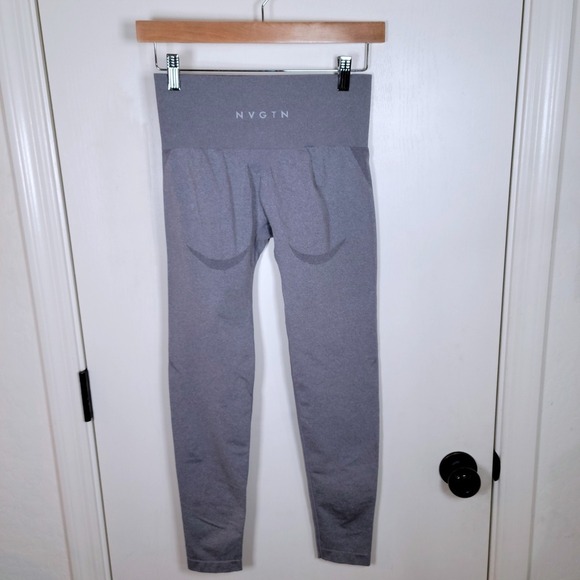 NVGTN Gray Seamless Contour Leggings Size M Scrunch Gym Fitness Athleisure - Picture 5 of 7
